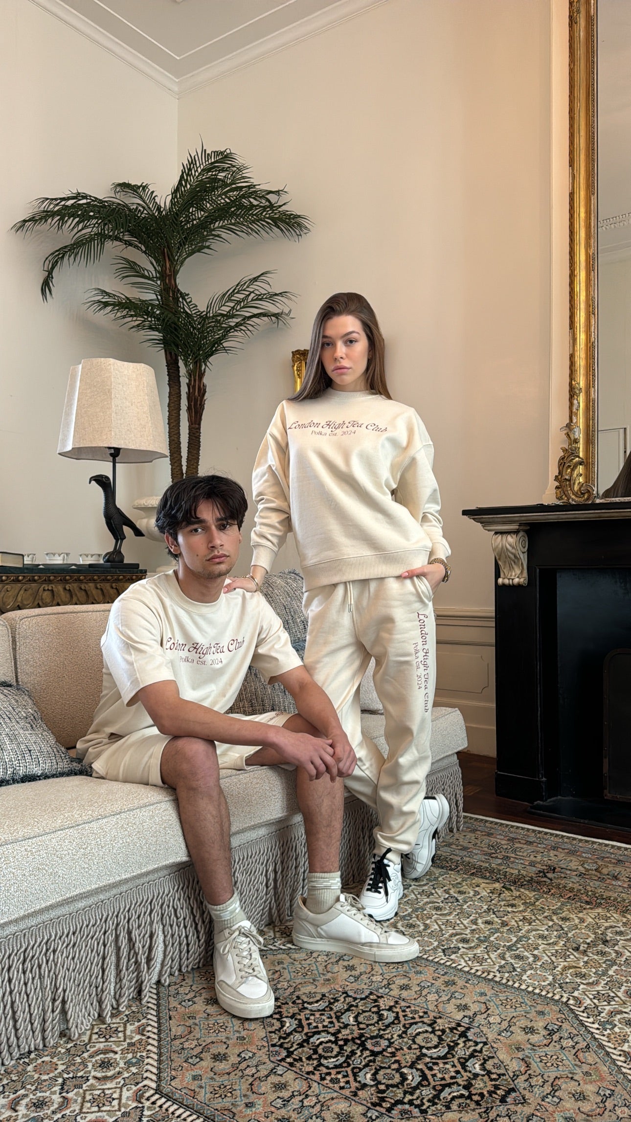 London High Tea Club Crewneck - Cream